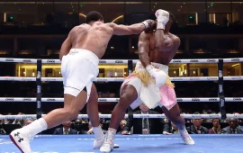ANTHONY JOSHUA NOQUEÓ EN DOS EPISODIOS A FRANCIS NGANNOU