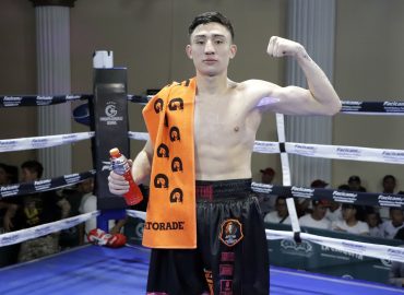 ALEXIS DE LA CRUZ VENCIÓ A ALBERTO “ALACRÁN” RUIZ EN “BACK TO ACTION”