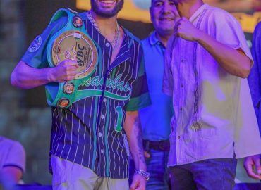 TALUMU HOSOOKA, DECIDIDO A ECHAR A PERDER EL FESTEJO EN ODESSA, TEXAS