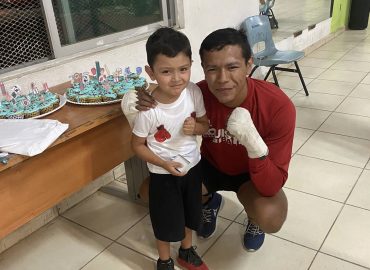EL COMPROMISO SOLIDARIO DE MAURICIO “THE BULL” GUTIÉRREZ, MÁS ALLÁ DEL RING