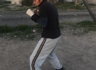 VIANEY SERRANO, UNA HISTORIA DE LUCHA Y SACRIFICIO QUE BUSCA TRIUNFAR EN EL DEPORTE DE LOS PUÑOS