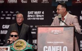 CANDENTE CONATO DE BRONCA PROTAGONIZARON CANELO Y DE LA HOYA