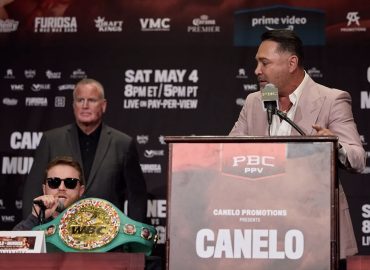 CANDENTE CONATO DE BRONCA PROTAGONIZARON CANELO Y DE LA HOYA