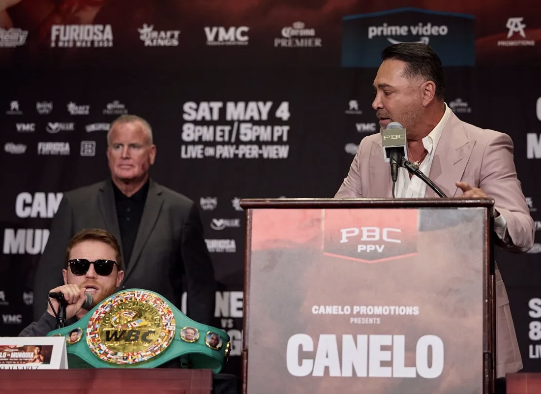 CANDENTE CONATO DE BRONCA PROTAGONIZARON CANELO Y DE LA HOYA