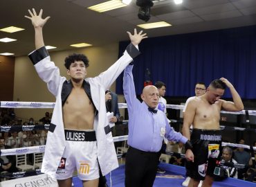 ULISES CISNEROS SALIÓ CON EL BRAZO EN ALTO EN “CHOQUE SIN FRONTERA”