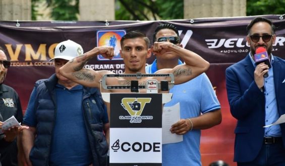 “CHIHUAS” RODRÍGUEZ, LISTO PARA TENER UNA NOCHE DE ALTA INTENSIDAD EN GUADALAJARA