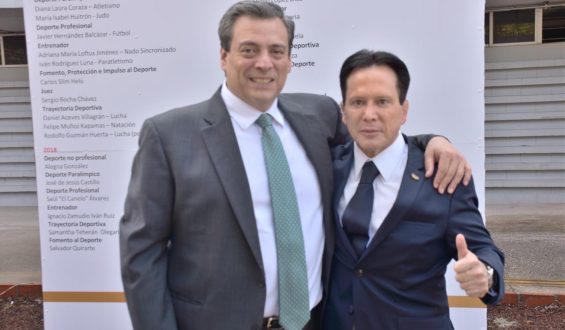 INMORTALIZAN A PREMIOS NACIONALES DEL DEPORTE