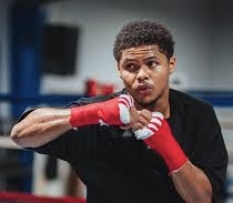SHAKUR STEVENSON COMPARTIRÁ CARTELERA CON ARTUR BETERBIEV