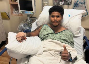 SHAKUR STEVENSON SE LESIONA Y POSTERGA DEFENSA CON JOE CORDINA