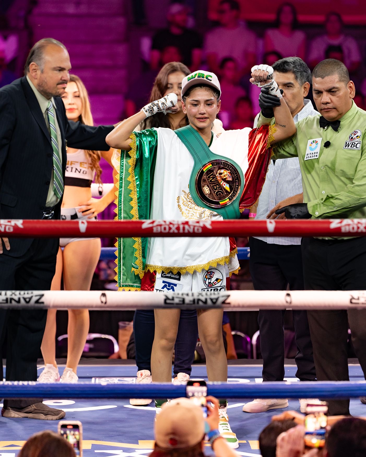 CAMILA “MAGNÍFICA” ZAMORA, NUEVA CAMPEONA INTERNACIONAL WBC