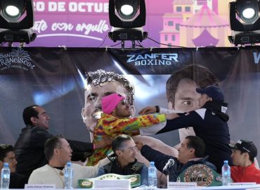ACALORADA CONFERENCIA DE PRENSA