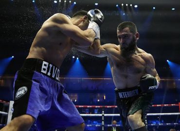 ARTUR BETERBIEV DERROTÓ A DMITRY BIVOL, Y ES CAMPEÓN INDISPUTADO DE LAS 175 LIBRAS
