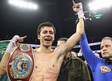 RAFAEL “DIVINO” ESPINOZA CONSERVÓ EL CAMPEONATO WBO