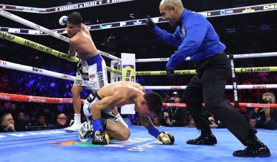 EMANUEL “VAQUERO” NAVARRETE NOQUEÓ EN SEIS EPISODIOS A OSCAR VALDEZ