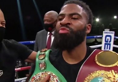 STEPHEN FULTON DESPOJÓ DEL CAMPEONATO WBC A BRANDON FIGUEROA