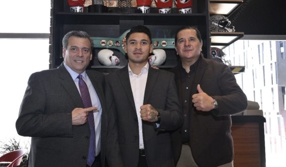 EL OLÍMPICO MIGUEL ÁNGEL MARTÍNEZ DEBUTARÁ EN SU NATAL DURANGO