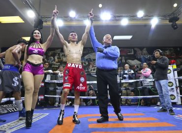 AARON GARIBAY VENCIÓ A ISAAC SÁNCHEZ EN VELADA DE CHIQUITA GONZÁLEZ BOXING