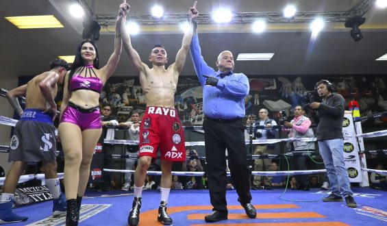 AARON GARIBAY VENCIÓ A ISAAC SÁNCHEZ EN VELADA DE CHIQUITA GONZÁLEZ BOXING