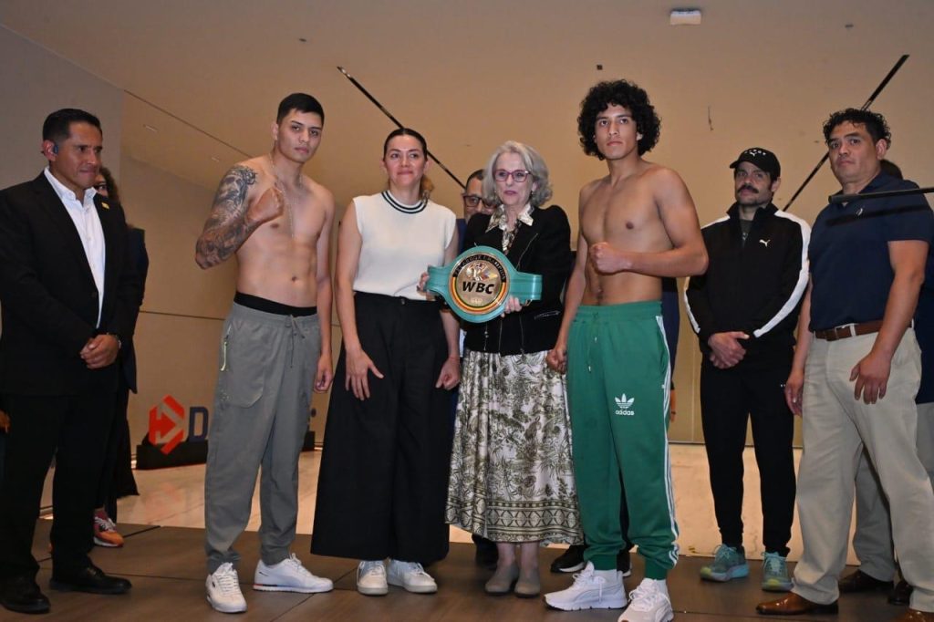 ESTRADA Y CISNEROS CUMPLEN CON EL PESO, EN LA INAUGURACIÓN DE WELLNESS WEKEND EXPO FITNESS